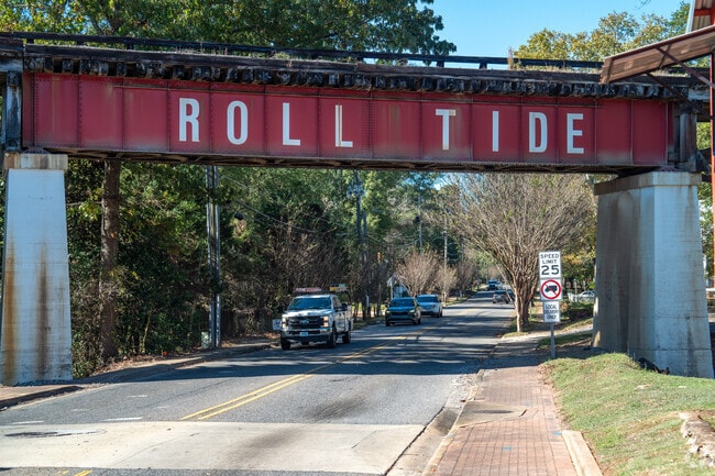 Enjoy the Alabama football atmosphere in Northport.