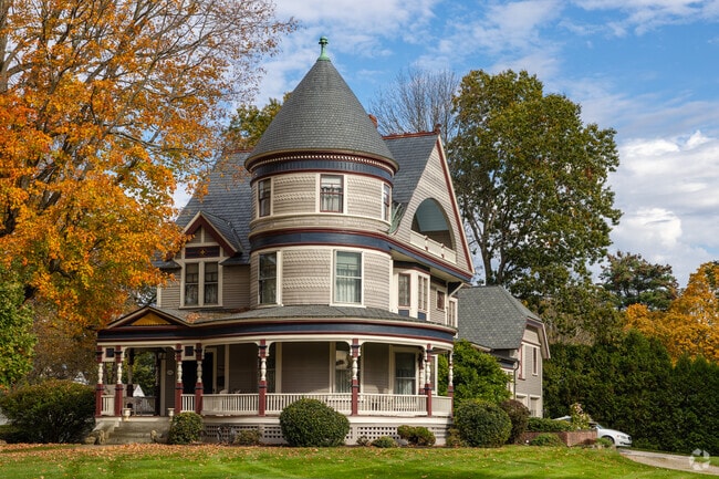 Find three story Tudor revival homes in North End Nashua, NH.