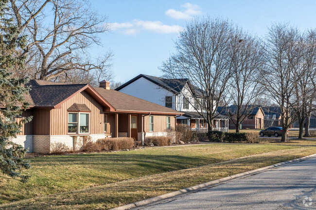 There are many beautiful ranch style homes in the Pepper Tree neighborhood.