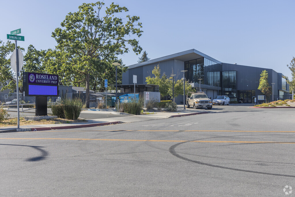Roseland University Prep is a public high school.