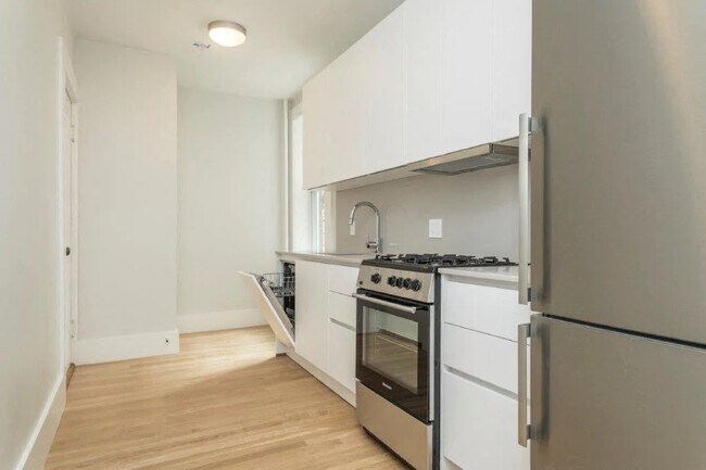 258 Chestnut Hill Ave unit 2, Brighton, MA 02135 - photo 5