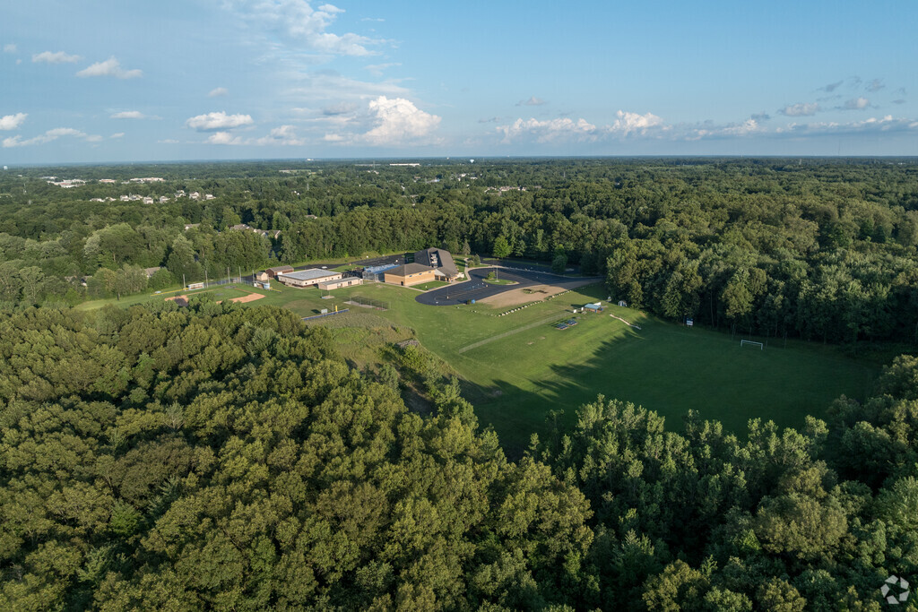 Heritage Christian Academy is a private, Christian school in Kalamazoo.