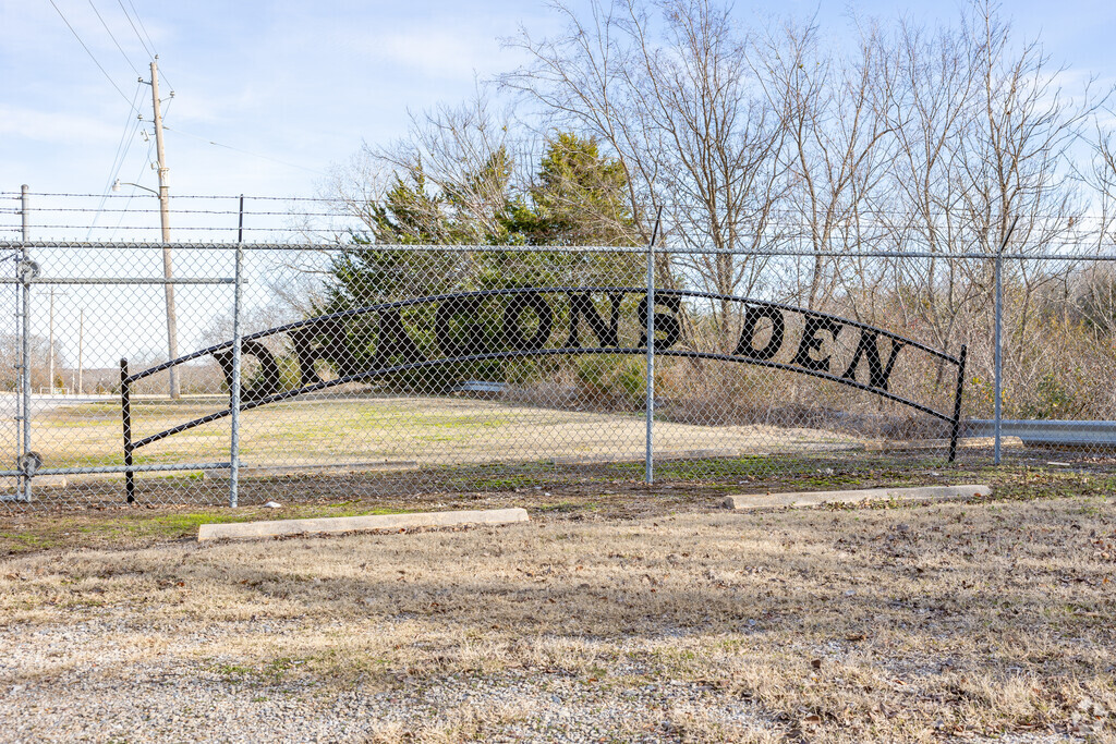Dewar Elementary is located in OK.