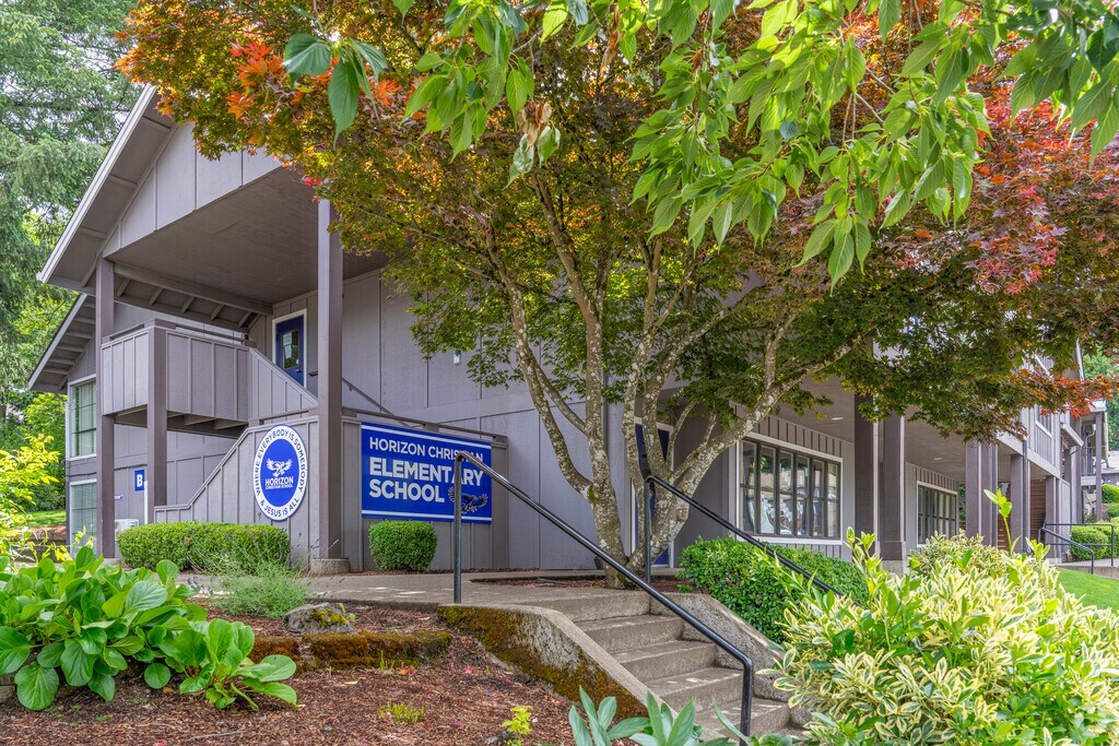 Horizon Creek Christian Elementary School and Middle School in Tualatain.
