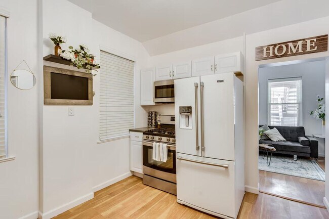 1519 W Superior St unit ID1255751P, Chicago, IL 60642 - photo 5