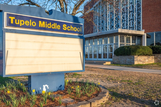 Tupelo students attend Tupelo Middle School for 7th and 8th grade.