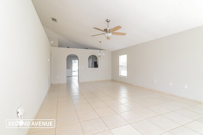 2926 Noah Cir, Saint Cloud, FL 34772 - photo 6