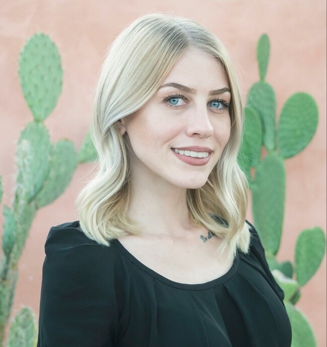 Agent Photo