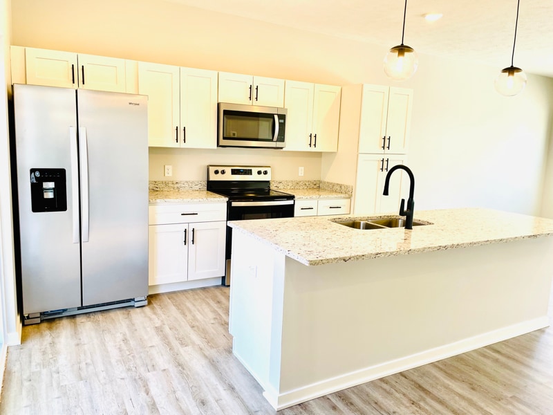 20877 South Ct, Omaha, NE 68022 - photo 1