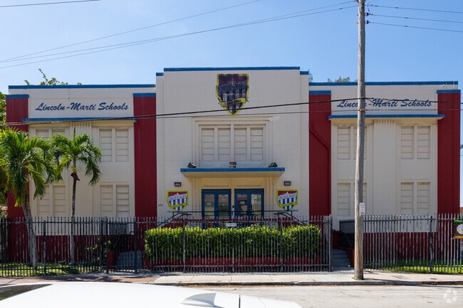 At the Lincoln Marti School, students come first.