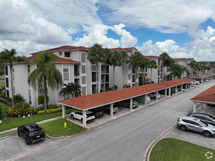 10341 Heritage Bay Blvd unit 1912, Naples, FL 34120 - photo 2