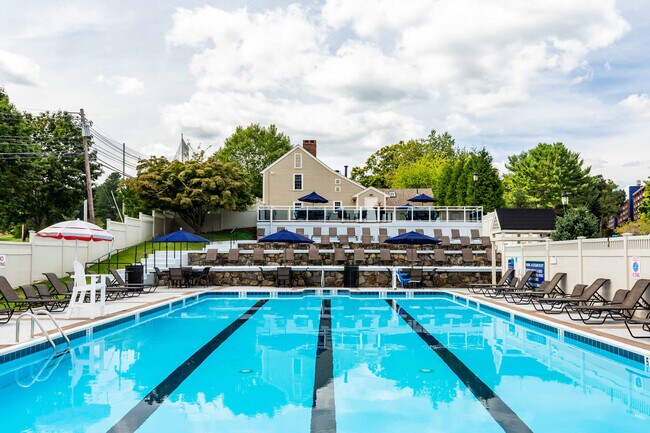 The Green at 9 and 90, Framingham, MA 01702 - photo 4