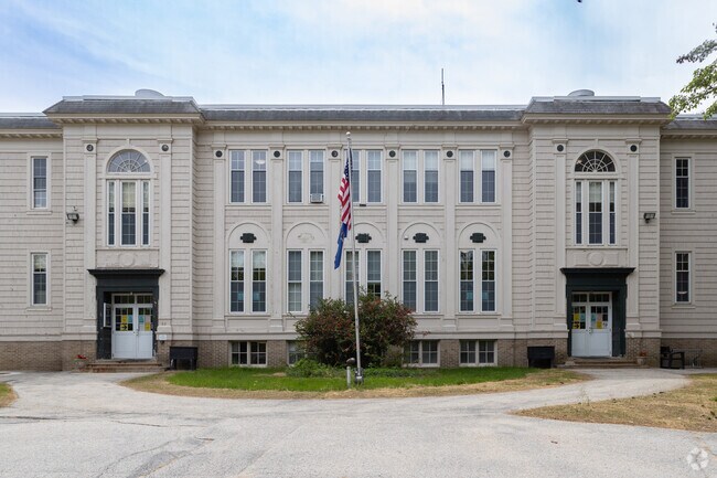 The Limerick Public Library is a great amenity.