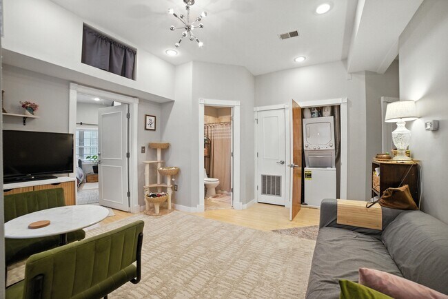 3510 16th St NW unit 204, Washington, DC 20010 - photo 2