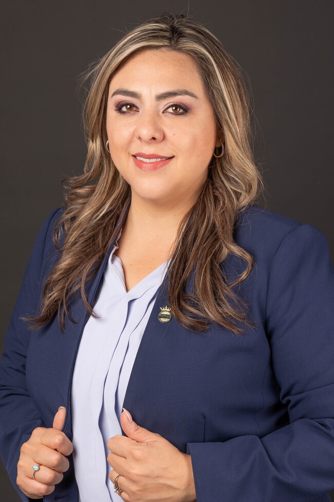 Agent Photo