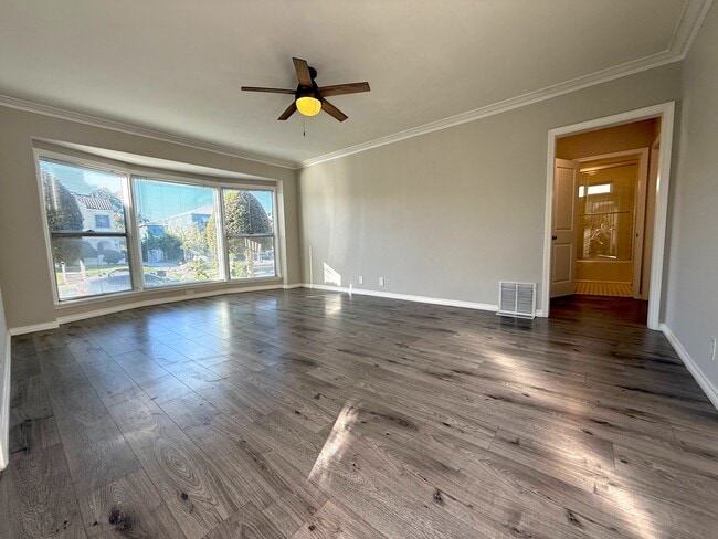 1938 S Rimpau Blvd unit 1938, Los Angeles, CA 90016 - photo 3