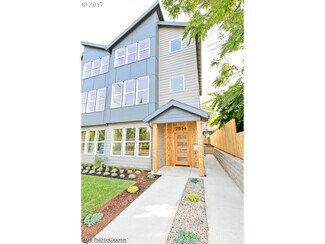 2834 NE Killingsworth St Unit B, Portland, OR 97211