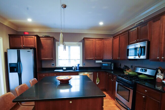 95 Dix St unit 95 Dix Street, Dorchester, MA 02122 - photo 2