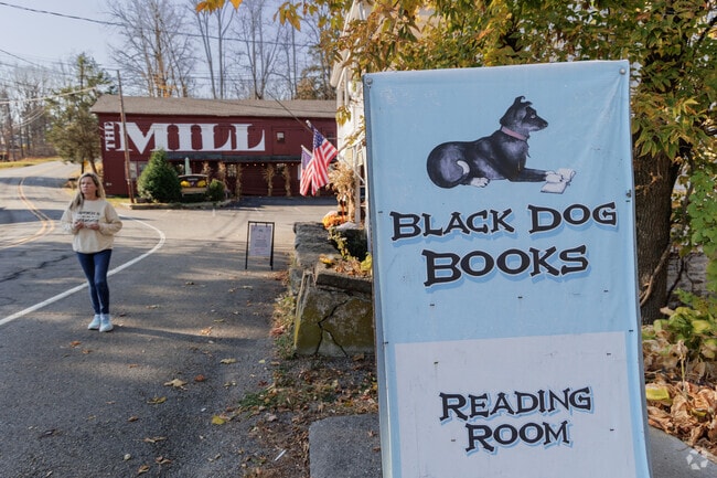 Black Dog Books is an indie bookstore located in Lafayette.