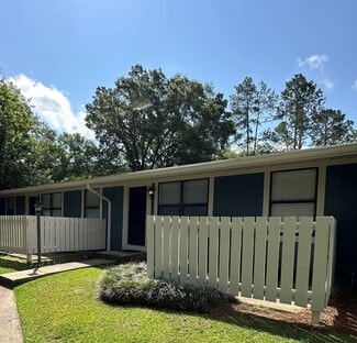 2424 W Tharpe St, Tallahassee, FL 32303