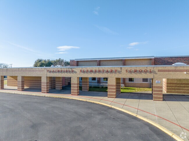 Plainfield Elementary School receives an overall B grade from Niche.