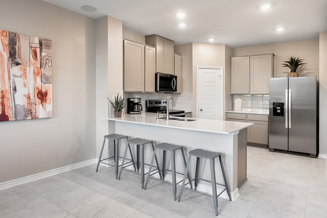 819 Tranchet Trail unit 38058552, San Antonio, TX 78221 - photo 6