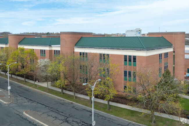Chestnut Middle School is one of the best schools in the boundaries of Brightwood neighborhood.
