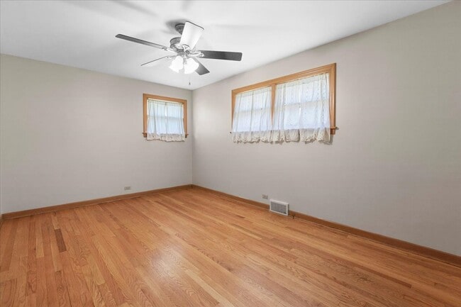 5408 Harvard Terrace, Skokie, IL 60077 - photo 6