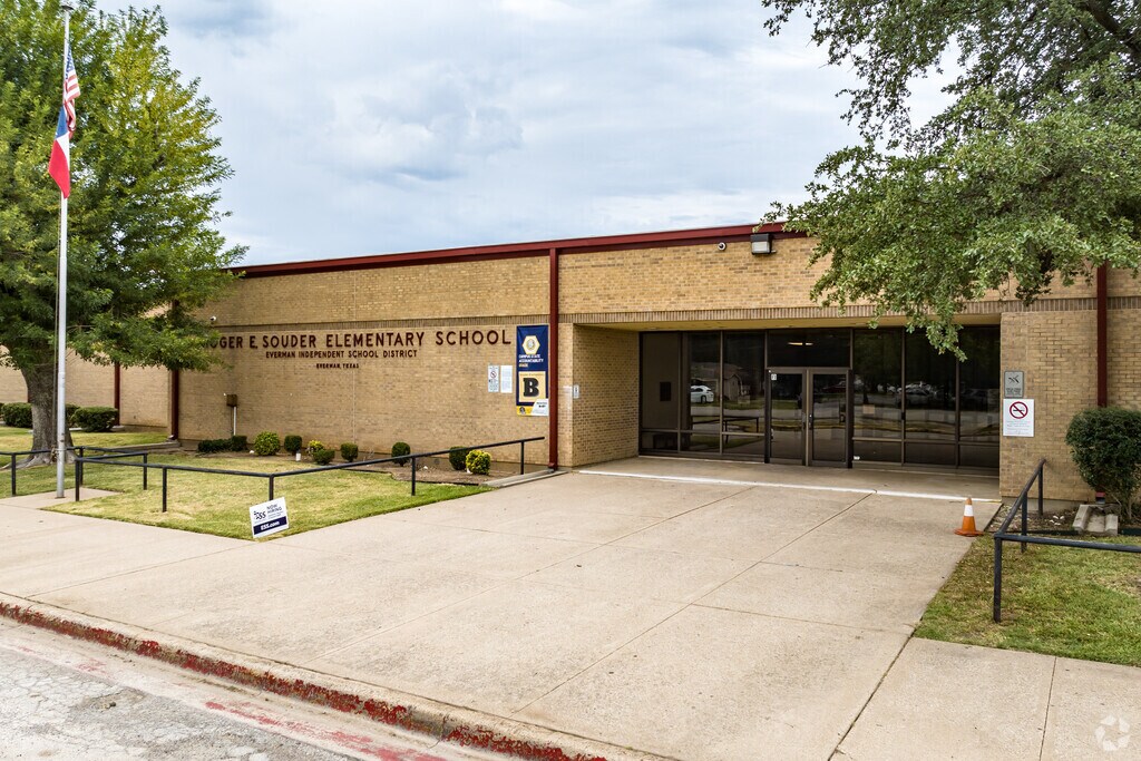 Souder Elementary is a supportive, welcoming community in Everman.