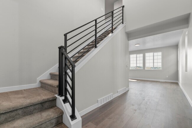 6636 W Spring Snow Ln, Herriman, UT 84096 - photo 7