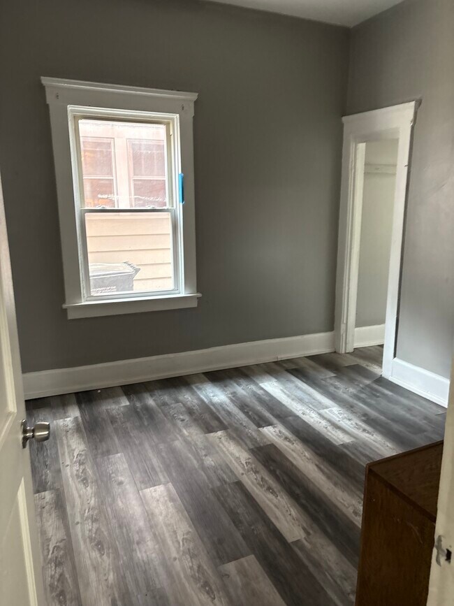 114 Josephine St unit Fl 1, Syracuse, NY 13208 - photo 7