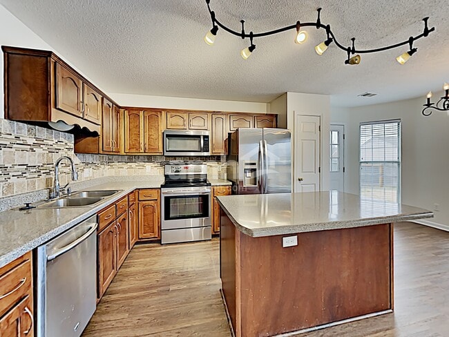 4082 Colton Dr, Olive Branch, MS 38654 - photo 3