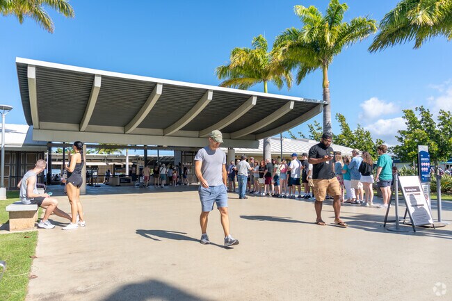 The Pearl Harbor museum is only a few minutes drive south of Halawa.