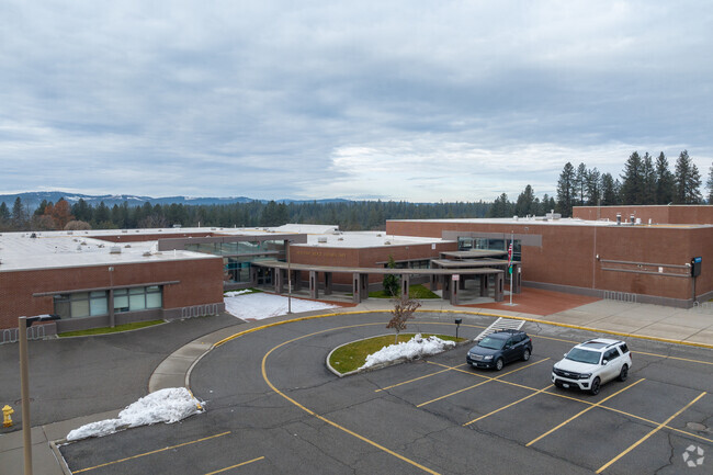 Meadow Ridge Elementary features a small parking lot in front of the school.