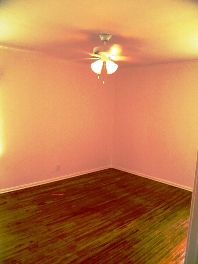 1269 S Ridgeley Dr unit 3, Los Angeles, CA 90019 - photo 5