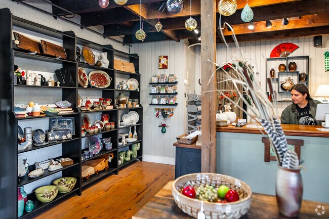 The Little Pottery Shop is located just 20 minutes from Lewistown.