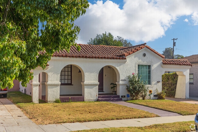 Spanish Revival is common in the neighborhood, and some are very stylish.