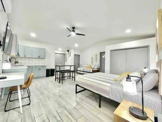 1213 Corbett Ln Unit 2, Orlando, FL 32806