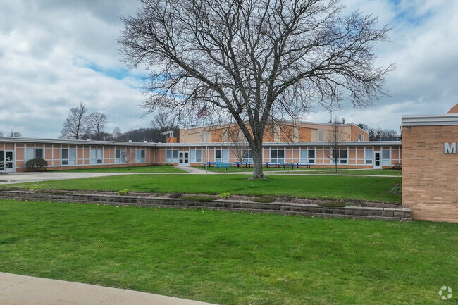 Children in West Brookfield can attend Tuslaw Middle School.