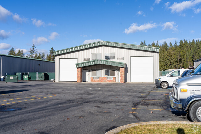 Pascal Academy is a short drive to Coeur D'Alene.