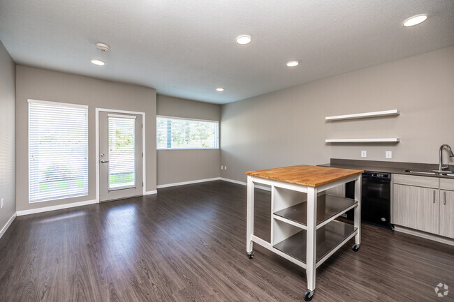1BR, 1BA - Sands/625 SF