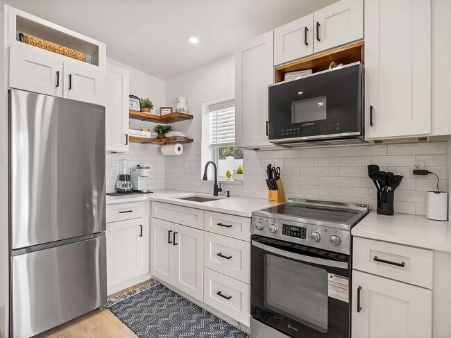 6726 SW 19th St, Miramar, FL 33023 - photo 3