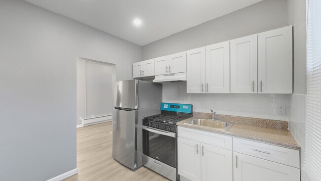 972 Mclean Ave unit 2R, Yonkers, NY 10704 - photo 5