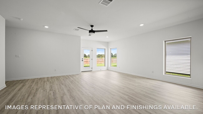 12386 Preakness Dr, Denham Springs, LA 70726 - photo 3