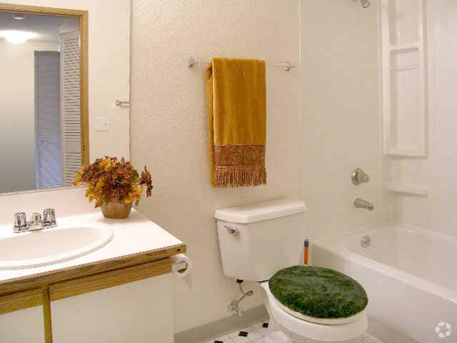 THE BLVD, Kent, WA 98032 - photo 2