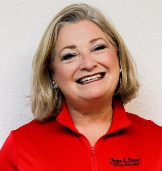Debora Wood