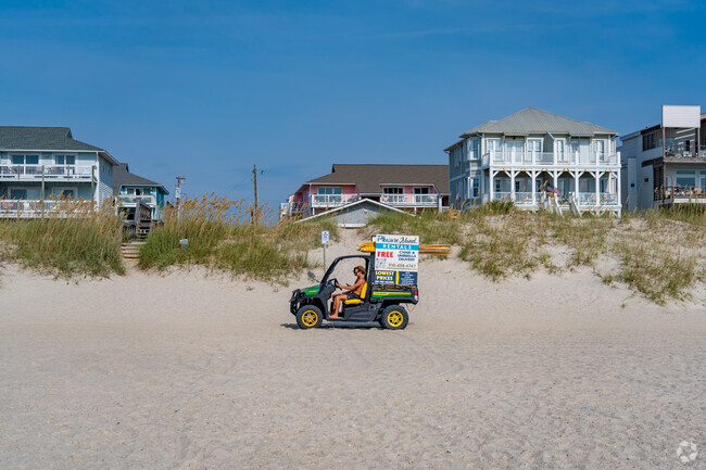 Carriage Hills residents can rent beach umbrellas and more on Carolina Beach.