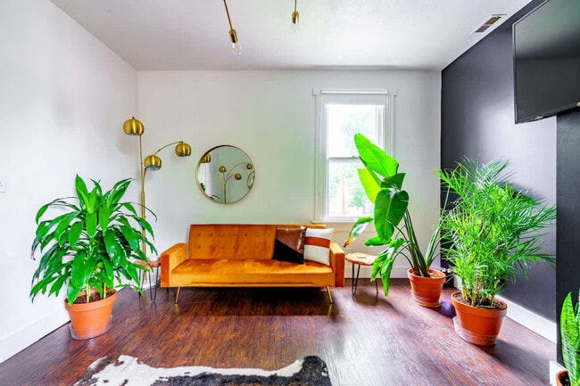 241 W Water St unit ID1265609P, Chillicothe, OH 45601 - photo 3