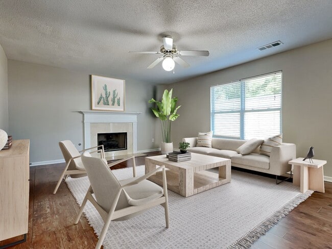 1010 Rolling Meadows Rd, Villa Rica, GA 30180 - photo 2