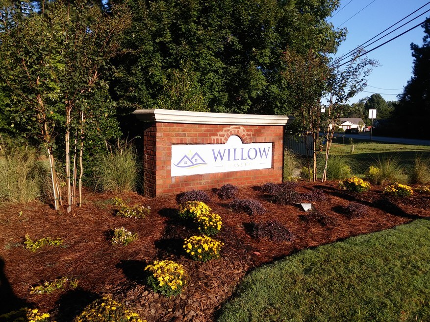 Willow Chase Cove 201 Willow Chase Dr, McDonough, GA